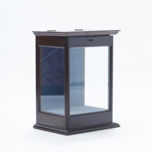 アンティーク<br />テーブルトップキャビネット